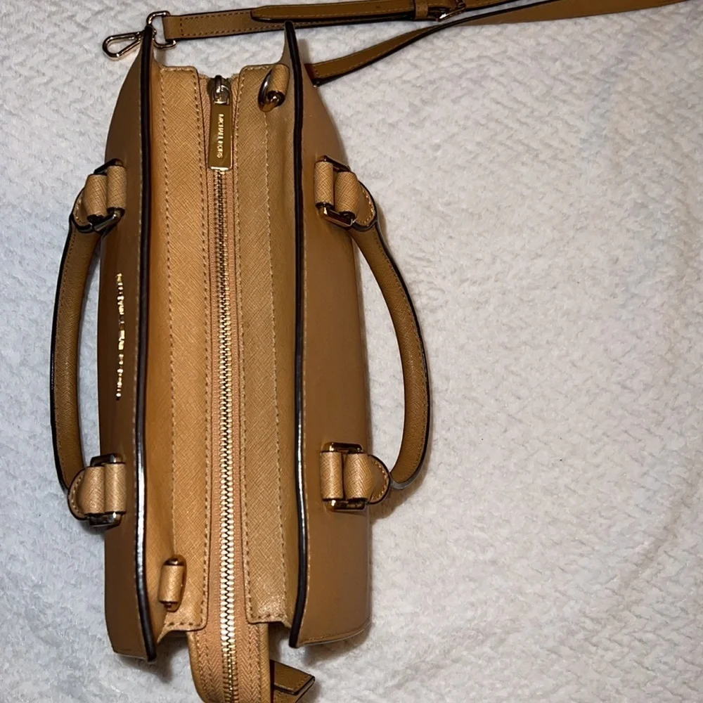 Michael Kors Selma Saffiano Leather Medium Satchel Crossbody Peanut